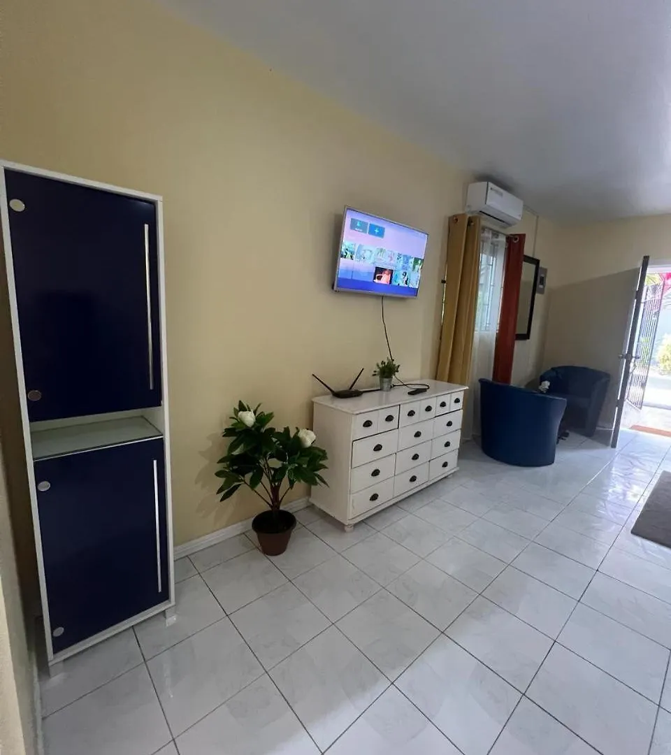 Paradies Apartments 1 Montego Bay 0*,